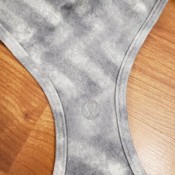 Lululemon Cool Racer Back Tank CRB Blazer Fossil Zig Zag Grey Sz 8 Luon Light - Picture 4 of 7